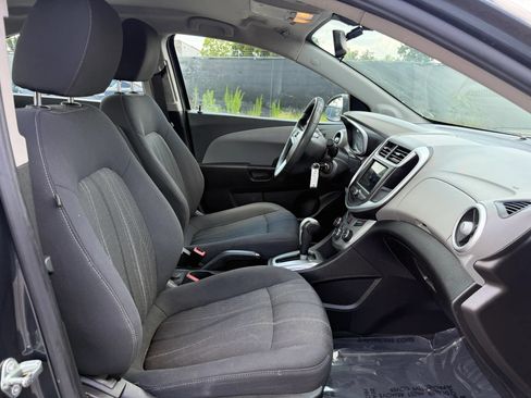 Used 2019 Chevrolet Sonic LT FWD image 18
