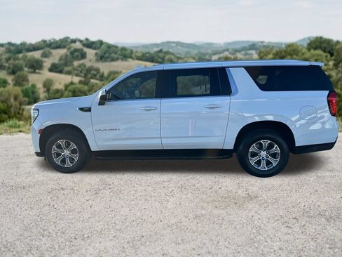 Used 2023 GMC Yukon XL SLE w/ Gmc Pro Safety Plus Package RWD image 5
