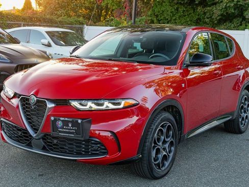 Used 2024 Alfa Romeo Tonale Ti w/ Active Assist Package image 3