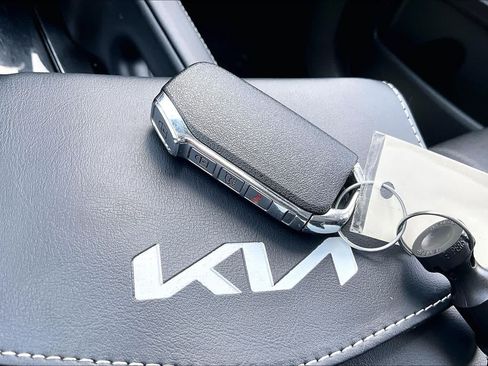 Used 2022 Kia Telluride SX AWD/4WD image 15