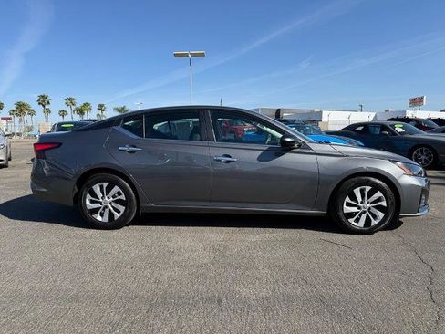 Certified 2025 Nissan Altima 2.5 S FWD image 7