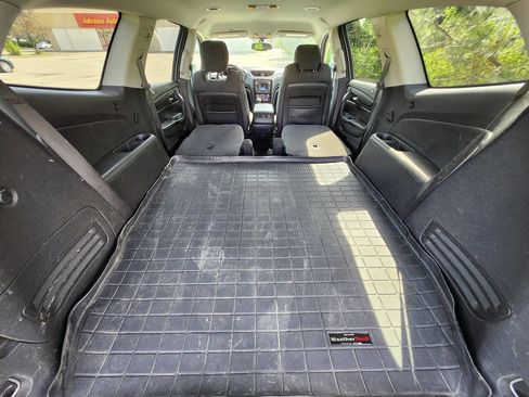 Used 2016 Chevrolet Traverse LT w/ Style and Technology Package FWD image 31