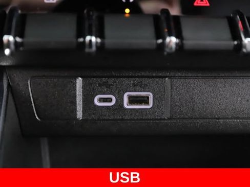 Used 2024 GMC Canyon Denali AWD/4WD image 26