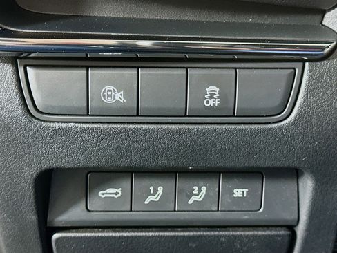 Used 2024 MAZDA MAZDA3 s image 17