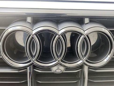 Used 2023 Audi Q7 3.0T Prestige w/ Prestige Package AWD/4WD image 34