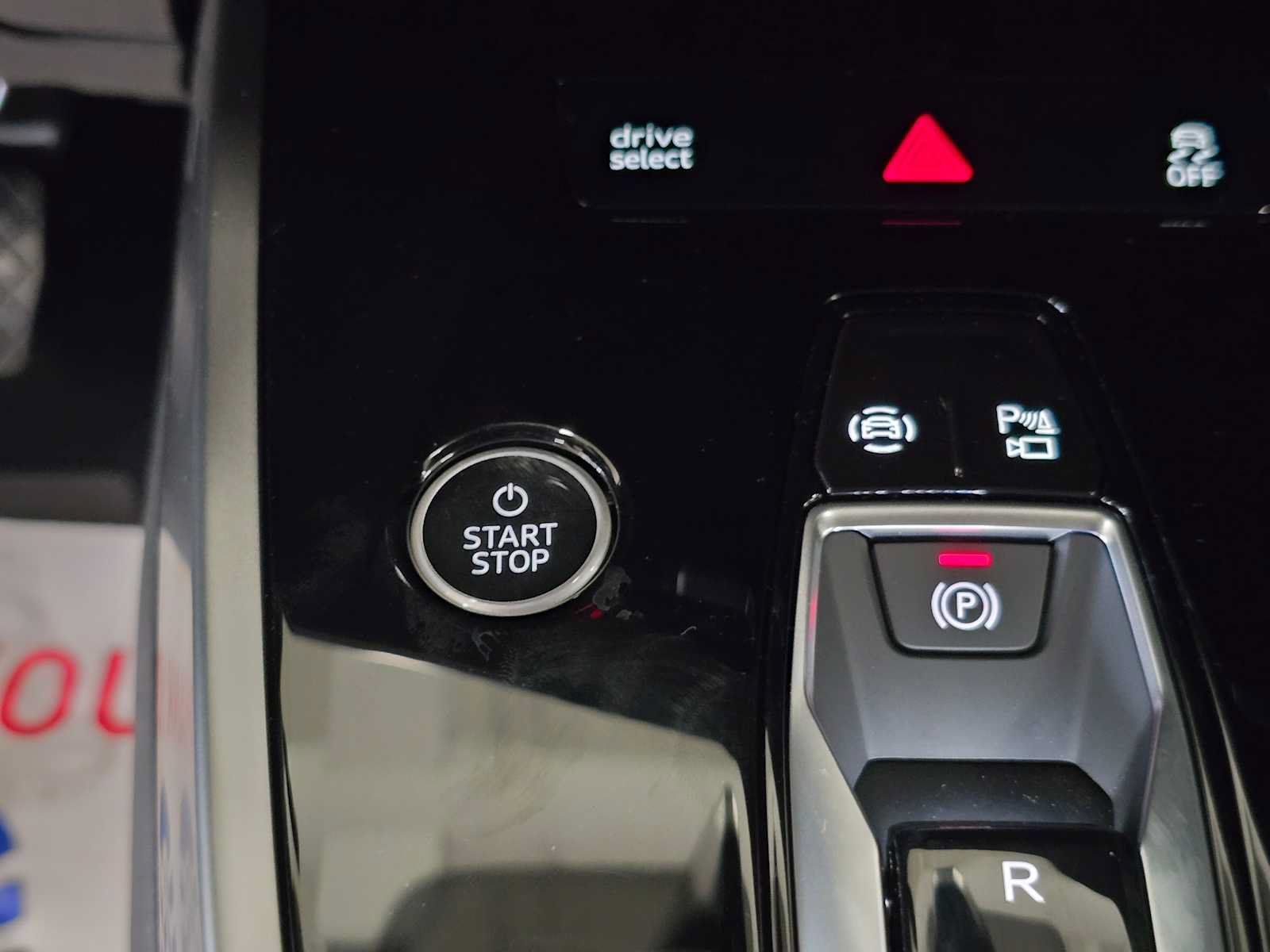 New 2024 Audi Q4 e-tron Premium Plus AWD/4WD image 34