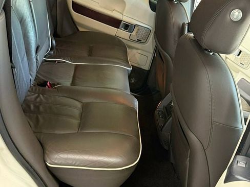 Used 2010 Land Rover Range Rover HSE AWD/4WD image 30