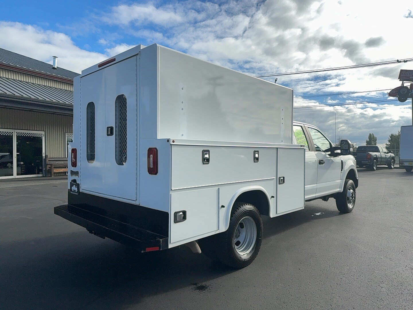 Used 2020 Ford F350 XL w/ Power Equipment Group AWD/4WD image 6