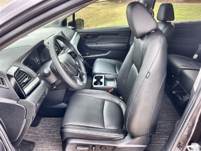 Used 2024 Honda Odyssey Touring image 11