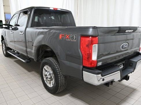 Used 2017 Ford F350 XLT w/ XLT Premium Package AWD/4WD image 11