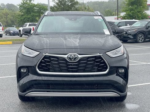 Used 2026 Toyota Highlander Platinum AWD/4WD image 12