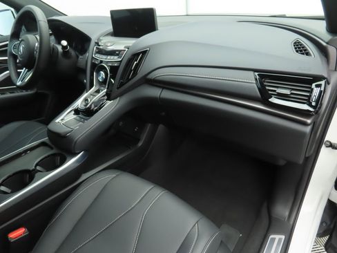 Used 2026 Acura RDX SH-AWD image 17
