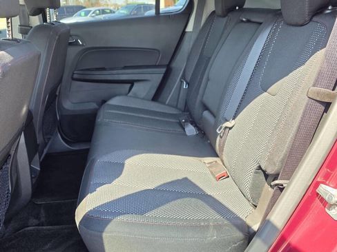 Used 2017 Chevrolet Equinox LT w/ Convenience Package image 16