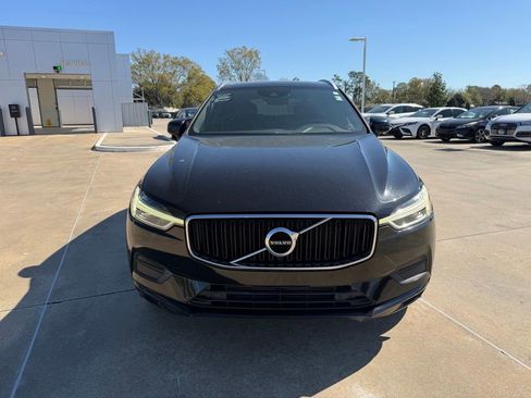 Used 2020 Volvo XC60 T5 Momentum image 8