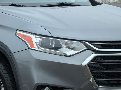 Used 2019 Chevrolet Traverse LT w/ LT Premium Package image 16