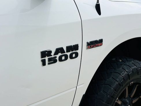 Used 2017 RAM 1500 Lone Star RWD image 28