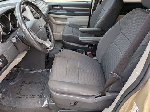 Used 2010 Dodge Grand Caravan SE w/ SE Plus Group image 13