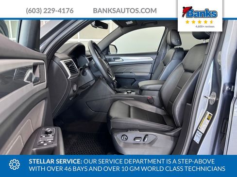 Used 2022 Volkswagen Atlas Cross Sport SEL image 8