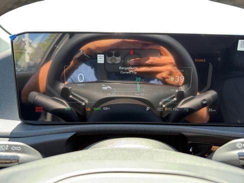 New 2025 Kia EV6 Light image 11