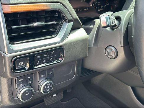 Certified 2025 GMC Yukon Denali AWD/4WD image 27