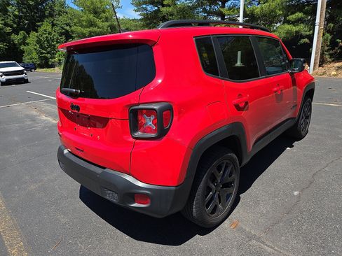 Used 2023 Jeep Renegade Altitude w/ Convenience Group I AWD/4WD image 3