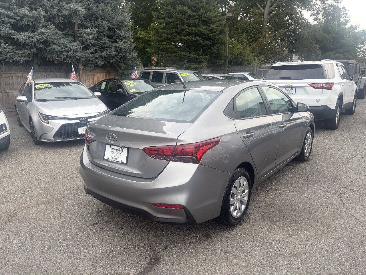 Used 2022 Hyundai Accent SE FWD image 7