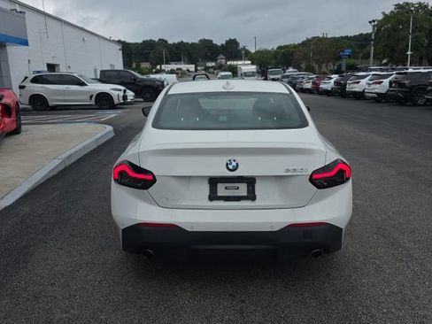 Used 2022 BMW 230i Coupe w/ Convenience Package RWD image 3