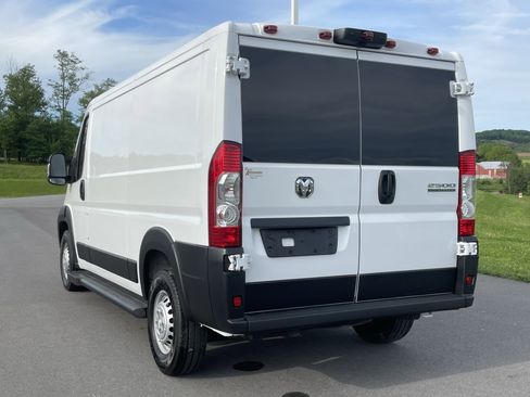 Used 2025 RAM ProMaster 2500 w/ U-Haul Equipment Group FWD image 6