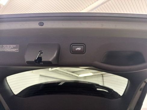 Certified 2025 Kia Sportage X-Pro AWD/4WD image 11