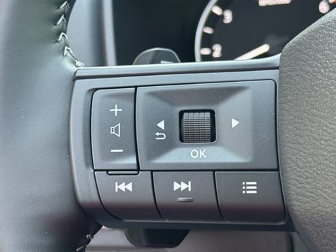 New 2026 Nissan Rogue SV AWD/4WD image 11