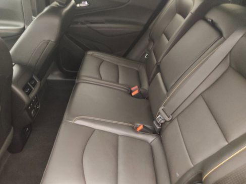 Used 2018 Chevrolet Equinox Premier AWD/4WD image 18