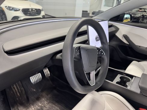 Used 2025 Tesla Model 3 Performance AWD/4WD image 10