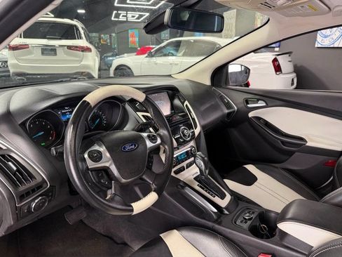 Used 2012 Ford Focus Titanium FWD image 9