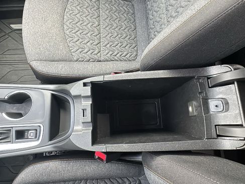 Certified 2023 Chevrolet Equinox LT AWD/4WD image 22