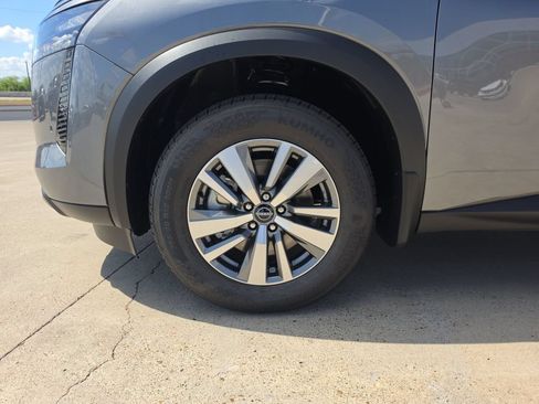New 2026 Nissan Pathfinder SL FWD image 28