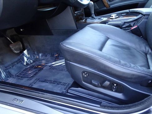 Used 2007 BMW 530xi Wagon image 36