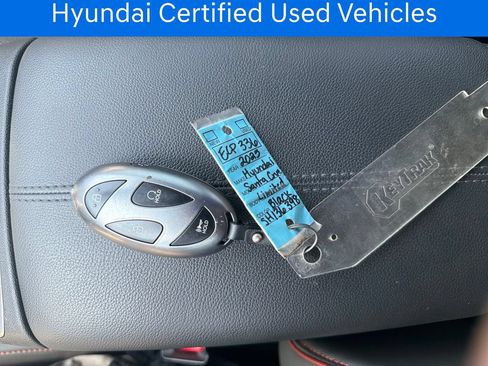 Used 2025 Hyundai Santa Cruz Limited AWD/4WD image 35