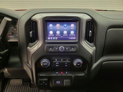 Used 2020 Chevrolet Silverado 1500 Custom w/ Custom Value Package image 30