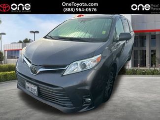 Used 2020 Toyota Sienna XLE Premium video 1