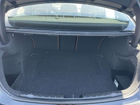 Used 2017 BMW 330i Sedan RWD image 9