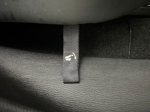 Used 2025 Mitsubishi Outlander SE AWD/4WD image 19
