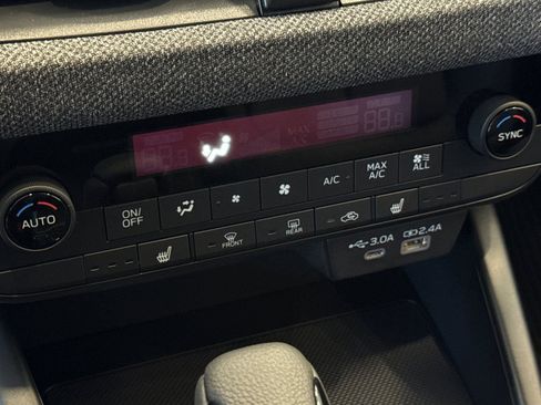 New 2026 Subaru Outback Premium image 19