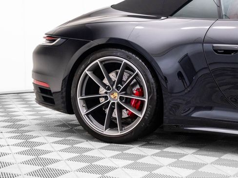Certified 2022 Porsche 911 Carrera 4S AWD/4WD image 35