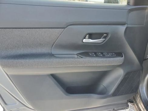 New 2026 Nissan Kicks SV image 16