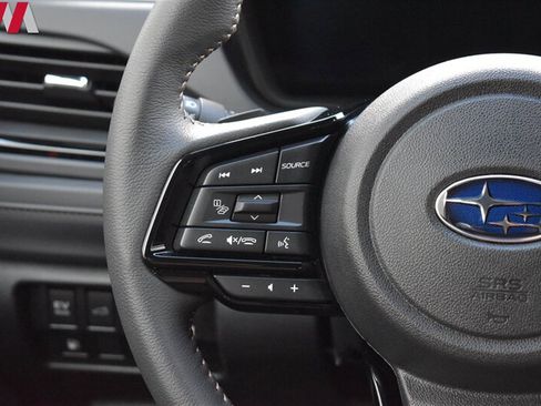 Used 2025 Subaru Forester Touring AWD/4WD image 13