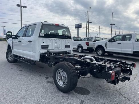 New 2025 Ford F250 XL w/ XL Driver Assist Package image 4