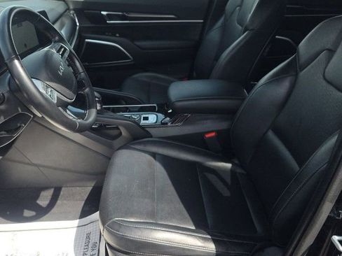 Used 2023 Kia Telluride S AWD/4WD image 4