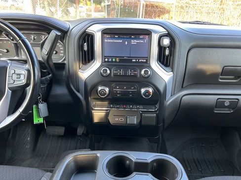 Used 2022 GMC Sierra 1500 SLE image 20