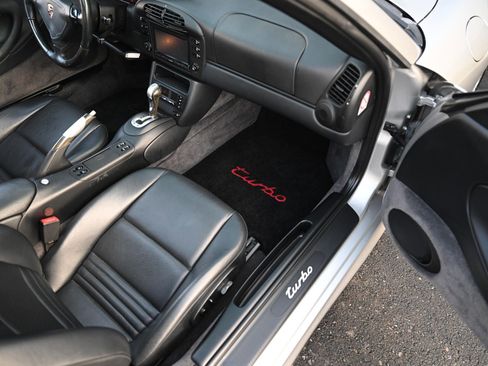 Used 2001 Porsche 911 Turbo image 22