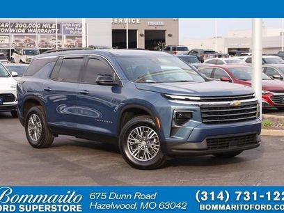 Used 2025 Chevrolet Traverse LT w/ LPO, Floor Liner Package